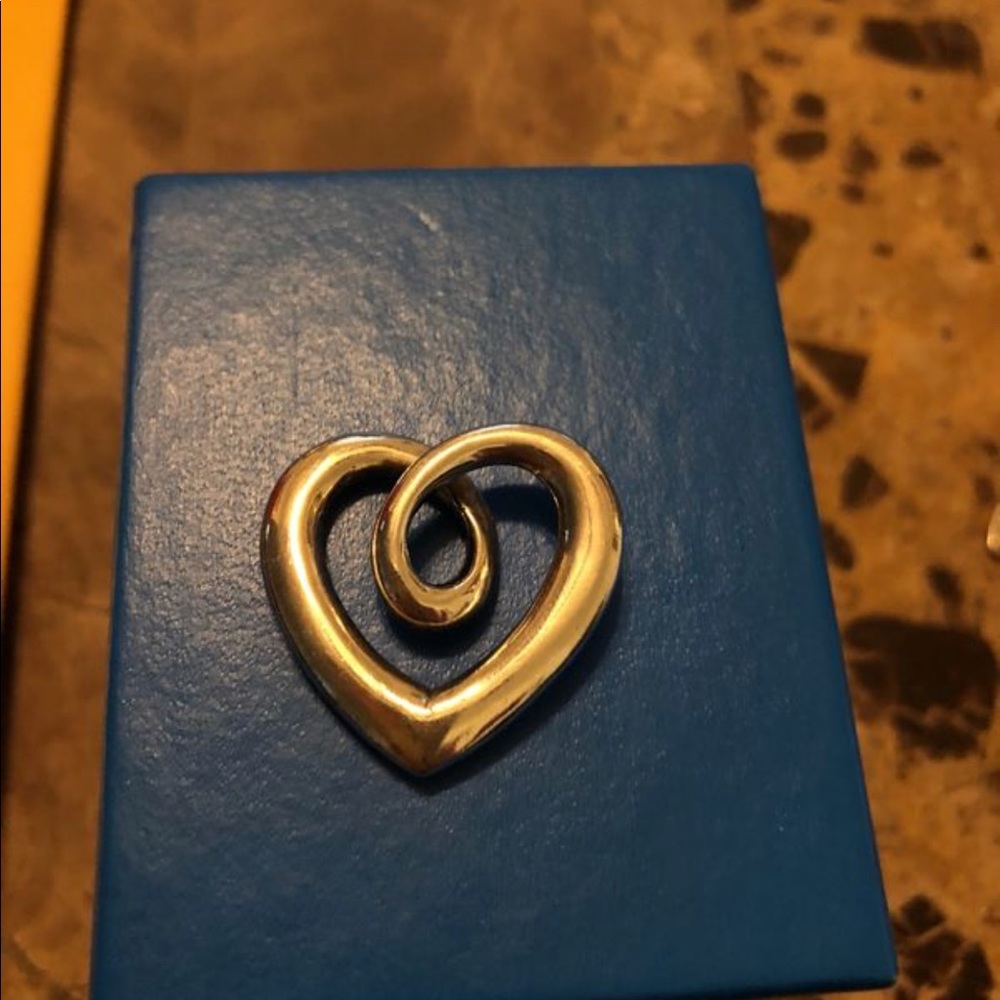 James Avery Large Heart string pendant